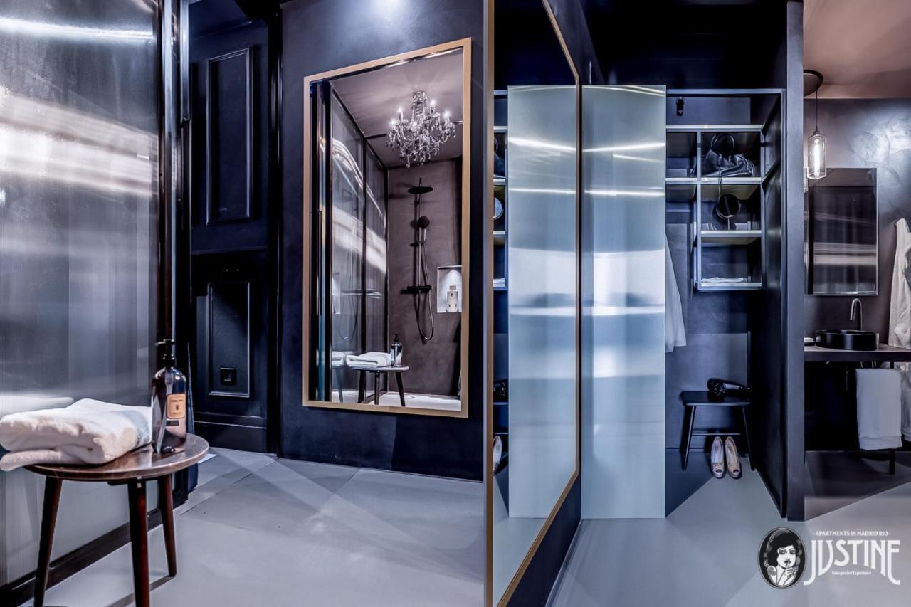 Suite Shibari By Justine Apartments Sobria Elegante Y Pecaminosa Apartamento Turistico En Madrid Rio Exteriör bild